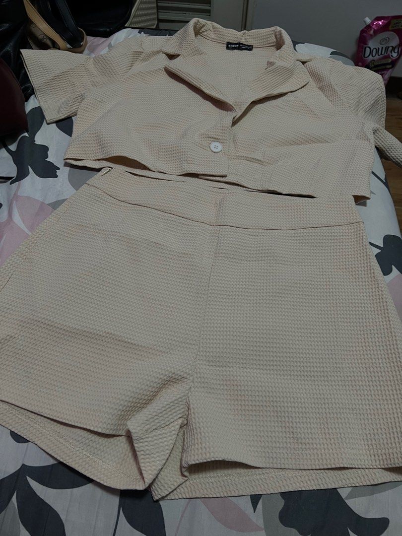 SHEIN Coords Set Blazer and Shorts (Category: Sets or Coordinates) located in Manila. Submitted by alcpboutique (Listing ID 1431311882, Image 2). Description: .