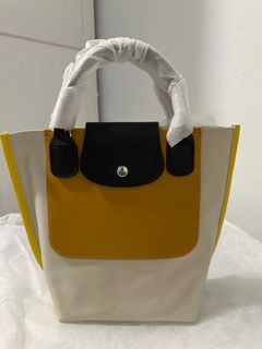 (Category: ) located in . Submitted by ysl1411 (Listing ID 1431349969, Image 1). Description: .