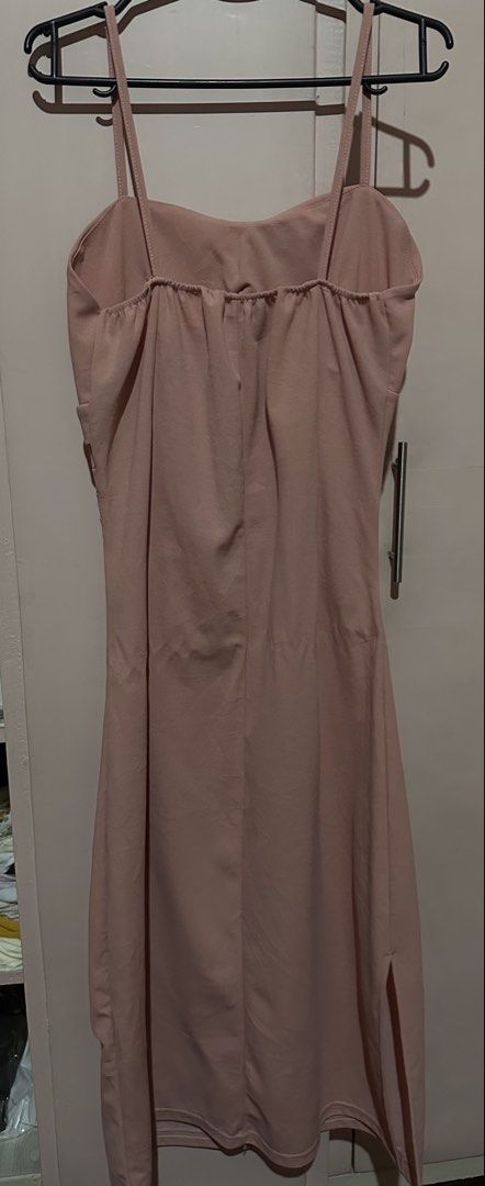 Sleeveless Cocktail Dress (Category: Dresses) located in Caloocan City. Submitted by kween.of.decluttering (Listing ID 1431252522, Image 2). Description: RFS: doesn’t fit anymore.