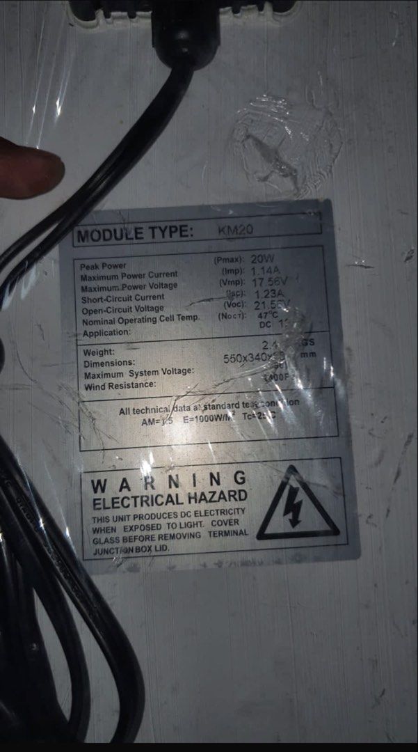 Solar panel (Category: Other Home Appliances) located in Johor Bahru. Submitted by spbill (Listing ID 1431275713, Image 3). Description: Suitable for kampung houses, farms , remote area and most house roof or garden use.
