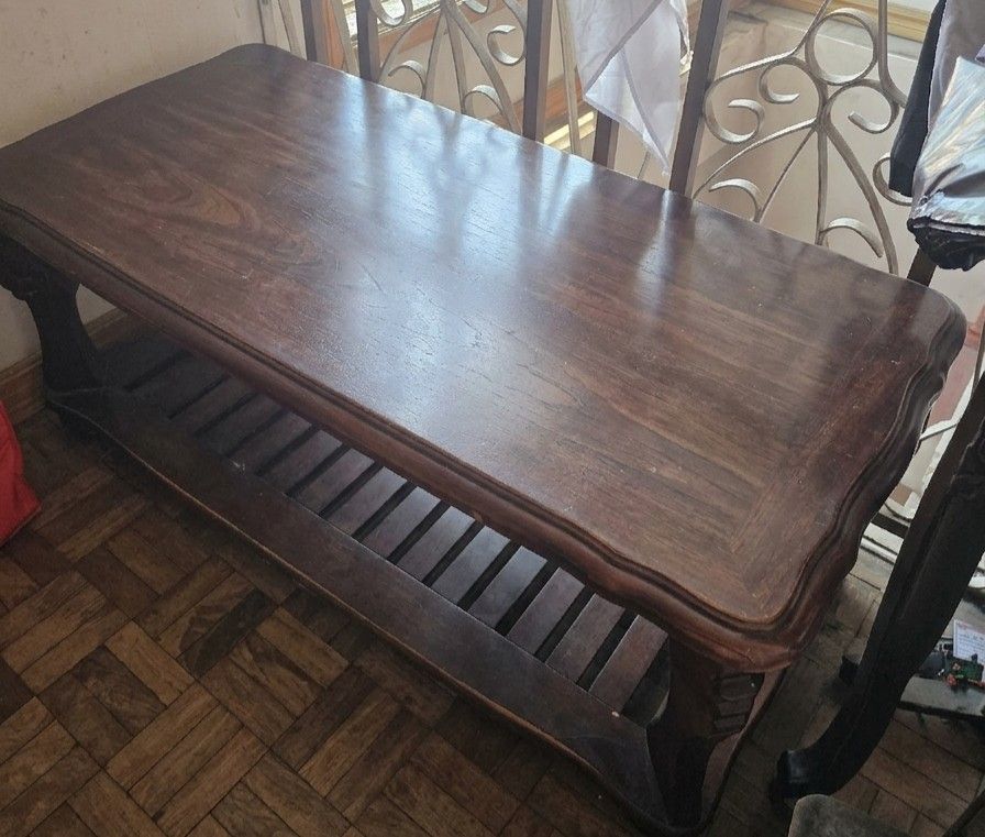 Solid Narra Center Table o Living Room Coffee Table (Category: Tables & Sets) located in Bacoor. Submitted by tiff31 (Listing ID 1431274620, Image 1). Description: ​[DECLUTTER SALE] Murang Benta / Bawas Gamit! 📦🏠 Nag-aalis lang po ng mga hindi na ginagamit sa bahay para lumuwag ang space. ​Note: Lahat po ito ay Pre-loved/Second hand, kaya expect some minor signs of use (minor scratches/scuffs). Binebenta ko na lang po ng mababa at as-is kaya su