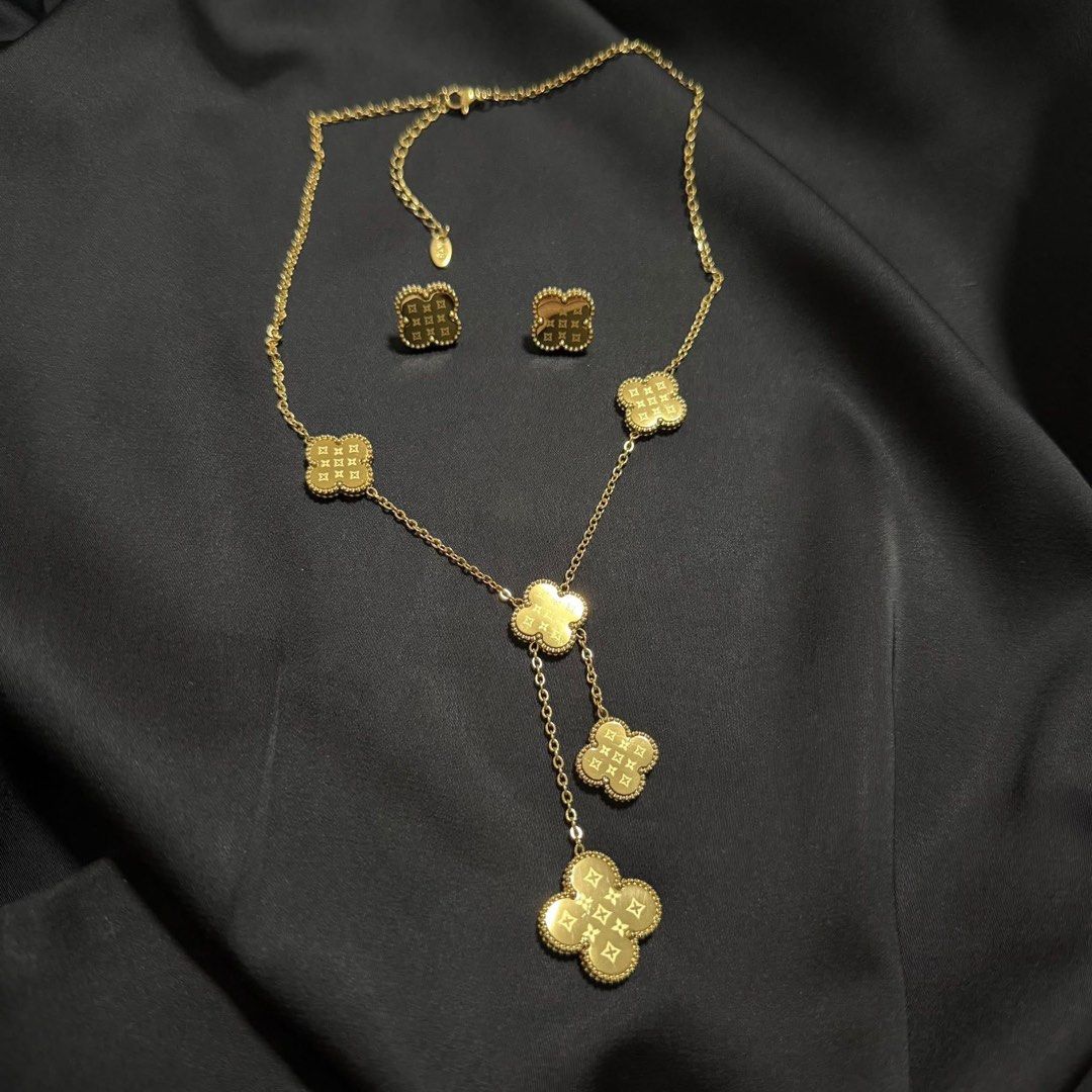 Thailand Stainless Steel (Category: Necklaces) located in Santa Cruz. Submitted by vendrenee (Listing ID 1431194634, Image 2). Description: 🇹🇭THAILAND ACCESSORIES🇹🇭 ✨Stainless Steel ✨Non-tarnish ✨Nickel-free ✨Lead-free.