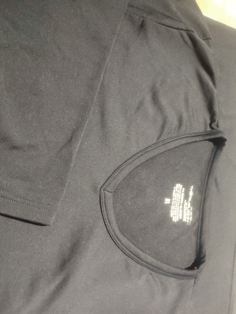 Thermajohn Longsleeve thermal wear (Category: Activewear) located in Baler. Submitted by onlyhuman_67 (Listing ID 1431316432, Image 1). Description: Made from 92% Polyester and 8% spandex This is a pre owned item but in very good condition and will pass as "good as new". Color: Navy Blue (color differs in photo due to lighting) Size: XL Ideal for cold weather or sports activities. Overall feel of the shirt is soft and stretchy and follows the con