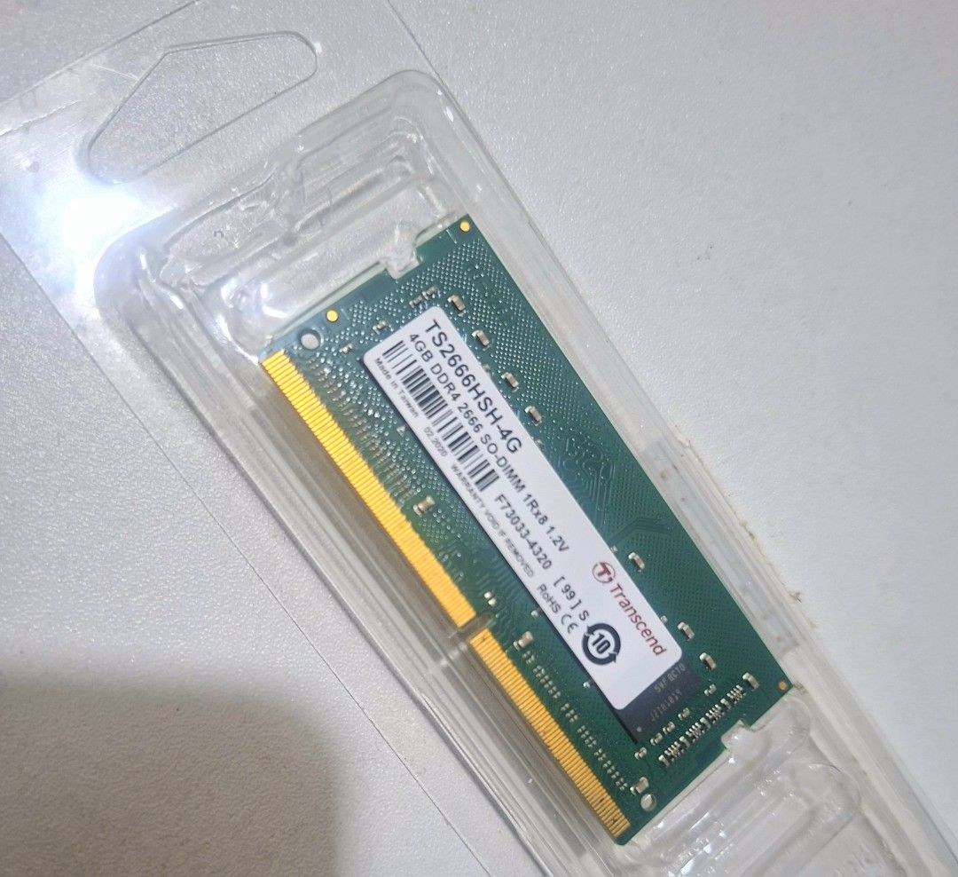 Transcend 4GB DDR4 2666 SO-DIMM (Category: Computer Parts) located in Paranaque City. Submitted by j.alyssacastro (Listing ID 1431368016, Image 1). Description: Transcend 4GB DDR4 2666 SO-DIMM RAM • Model: TS2666HSH-4G • 1Rx8 1.2V • 2666MHz SO-DIMM memory module • Perfect for laptop or small form factor PC upgrades. • Ready to install..
