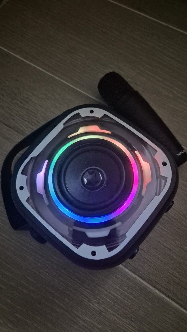 Valore Wireless Speaker with Microphone423297773145303041