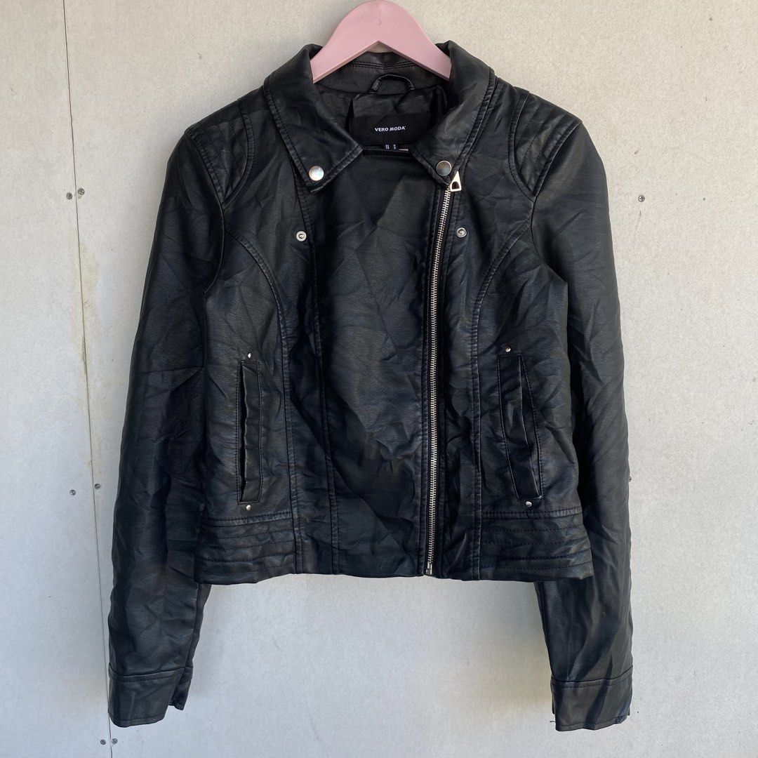 VERO MODA FAUX LEATHER BIKER JACKET (Category: Coats, Jackets and Outerwear) located in Cebu City. Submitted by kklez (Listing ID 1431261689, Image 2). Description: EXCELLENT CONDITION MEDIUM FOR WOMENS.