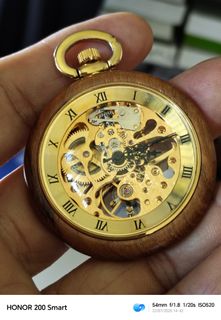 (Category: ) located in . Submitted by skmvintagewatches77 (Listing ID 1431337288, Image 1). Description: .