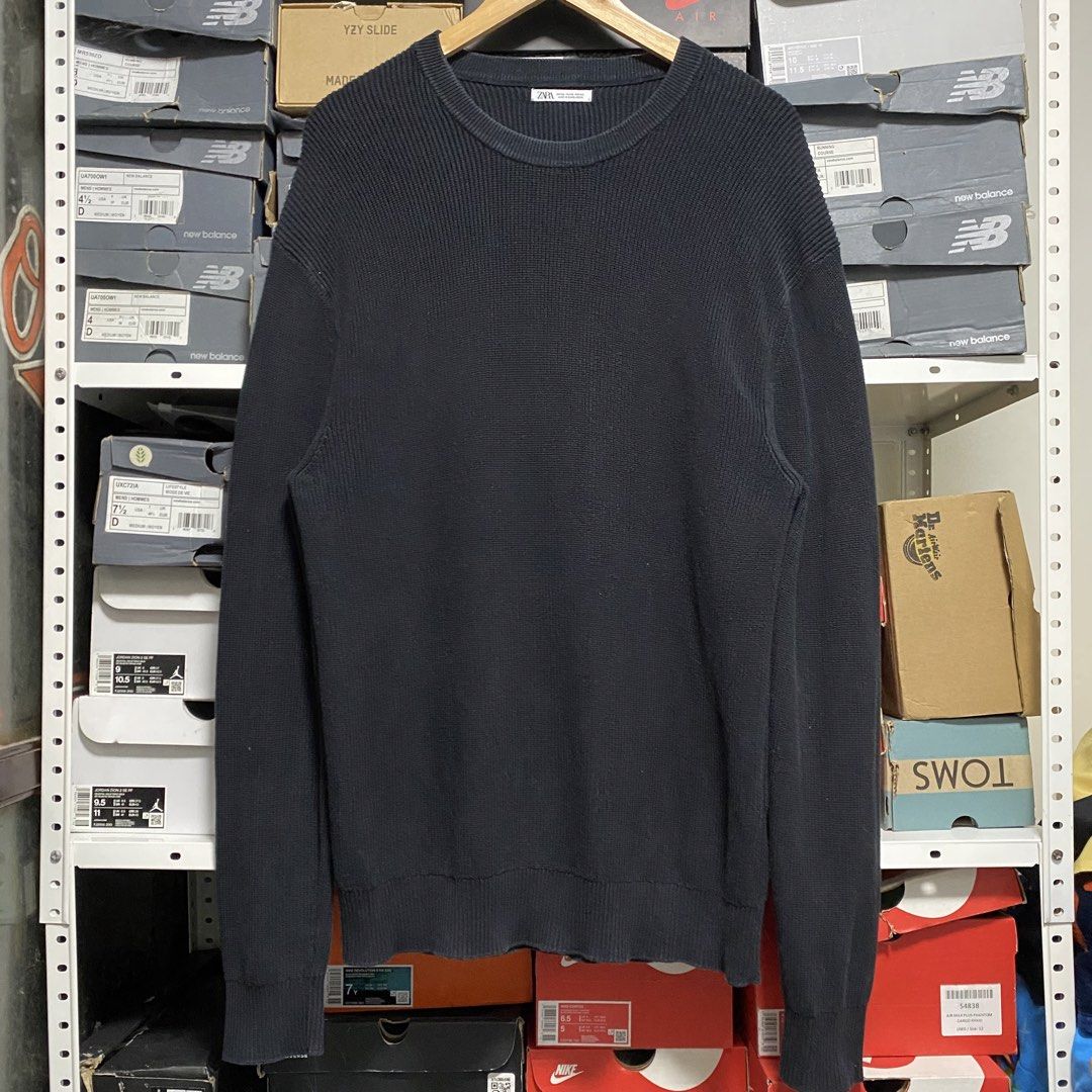 Zara Knitted Longsleeves Sweater Black (Category: Formal Shirts) located in San Pedro. Submitted by francisloots (Listing ID 1431371241, Image 1). Description: For Sale Zara Knitted Longsleeves Sweater Black US XL 30.5L 20.5W ₱480 only! All items are thrifted (So please manage your expectation/s. Color may vary due to Lighting. Can do Ship/Lalamove outside San Pedro, Laguna Add for SF if shipping or Lalamove Can do meetup around San Pedro, Laguna