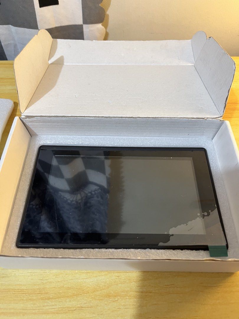 7 inch HDMI LCD for Raspberry Pi (LCD H with Case) (Category: Office & Business Technology) located in General Trias. Submitted by jxcuro (Listing ID 1431385783, Image 3). Description: Only used this for our project. The display is still working and we've kept the plastic film in the display. Bought this from Makerlab at PHP3990.