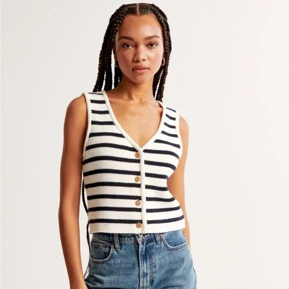 Abercombie & Fitch Knitted Sleeveless (Category: Sleeveless) located in Manila. Submitted by shoppebymaria (Listing ID 1431464207, Image 1). Description: In very good condition Size L on tag.