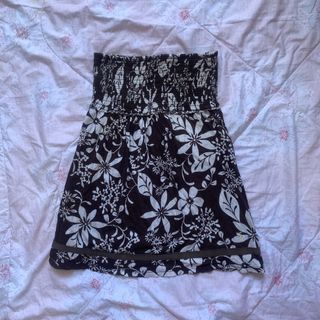 (Category: ) located in . Submitted by luv.clothes (Listing ID 1431458370, Image 1). Description: .