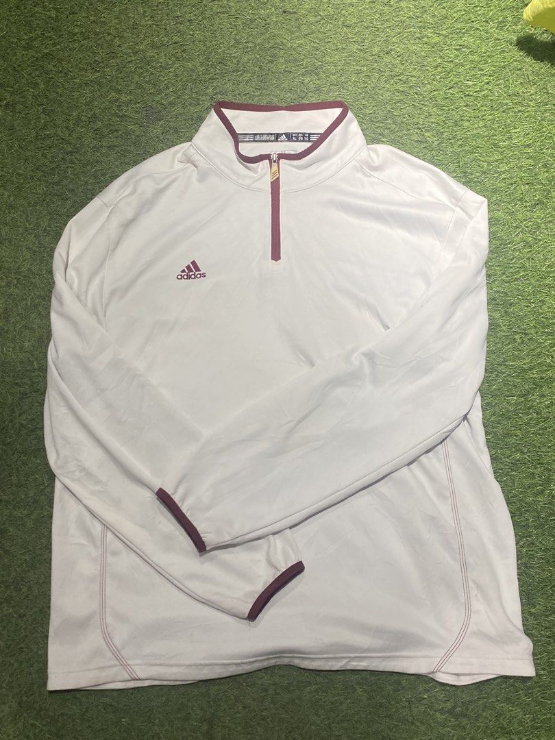 Adidas Q zip (Category: Activewear) located in Dasmarinas. Submitted by takuya_ (Listing ID 1431542625, Image 2). Description: Adidas Q Zip Jacket Size: L but fit to XL 📍Gentri Cavite.