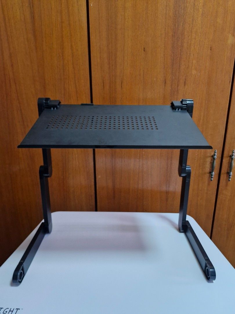 Adjustable Laptop Stand479103484041646081