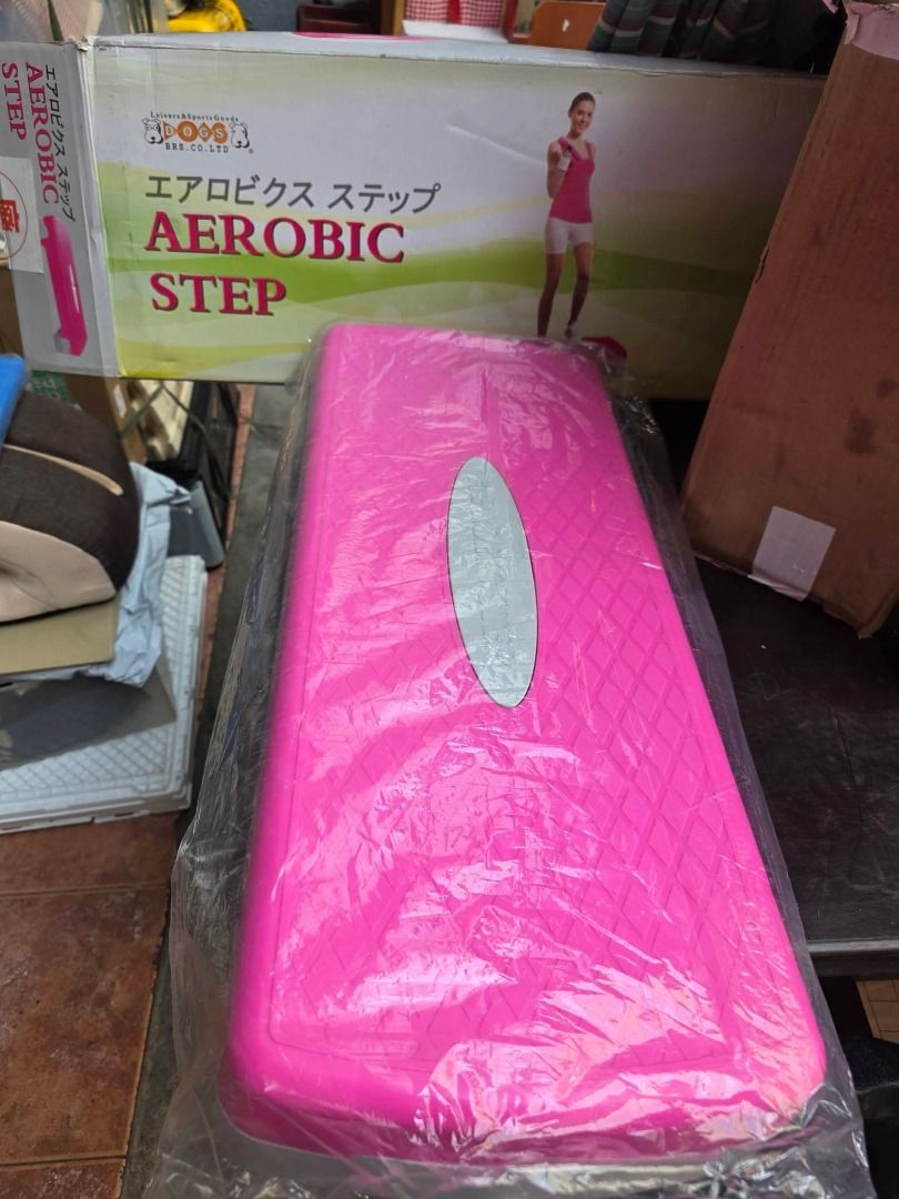 AEROBIC STEPPER (Category: Toning & Stretching Accessories) located in Sablan. Submitted by gongonshelley12 (Listing ID 1431473766, Image 3). Description: PRICE 2000 JAPAN ITEMS AEROBIC STEPS BRANDNEW.