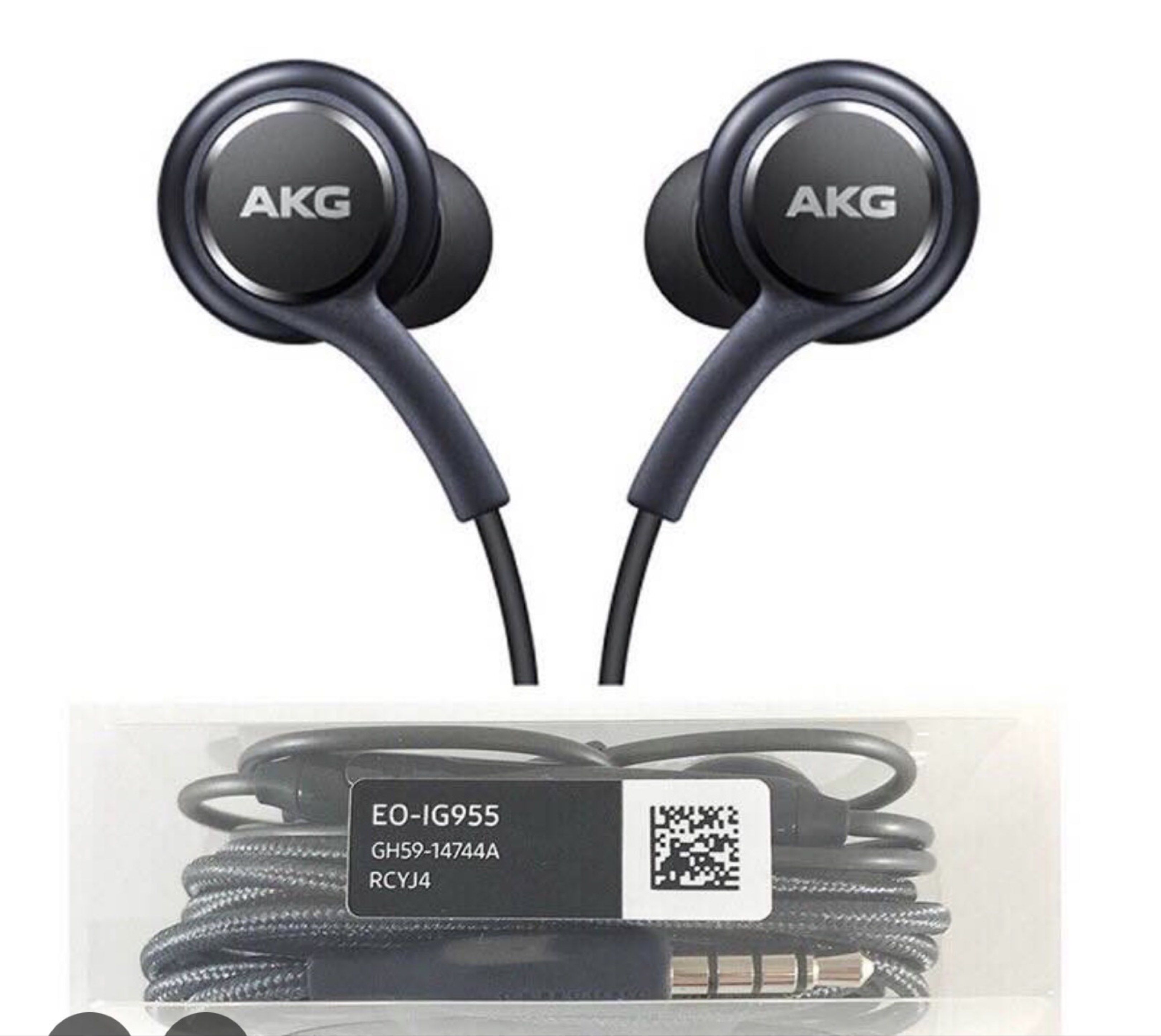 AKG Smartphone Headset Earphones (Category: Earphones) located in Imus. Submitted by kitanawins (Listing ID 1431508254, Image 2). Description: For Sure Buyers only Actual Photos Posted Same Day delivery via Lalamove or Grab around Metro Manila and Calabarzon area, and any Available Couriers Nationwide. ALL BRAND NEW STOCKS AND SEALED 100% AUTHENTIC NO TO FAKES!!! AKG earphones, particularly those tuned for Samsung, offer high-quality, balanced au