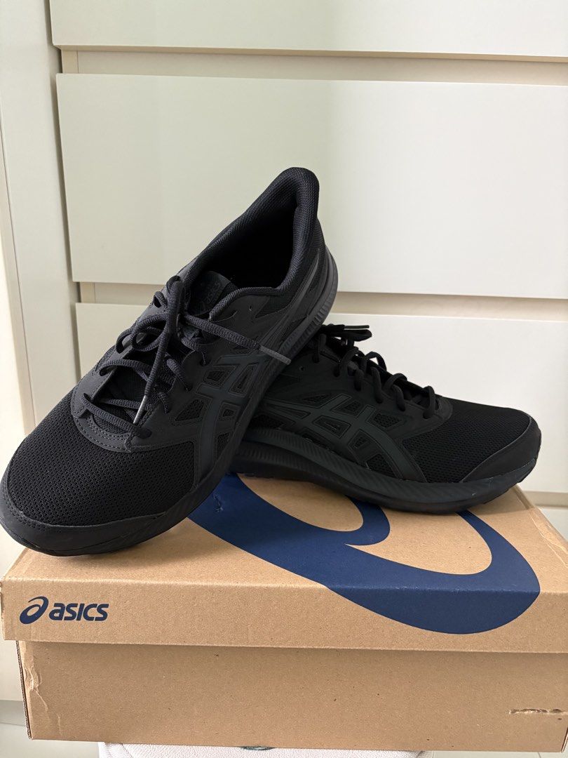 ASICS JOLT 4 Black Size US:10,Eu:44,UK:9 ,28cm (Category: Sneakers) located in Singapore. Submitted by hearfelt (Listing ID 1431448780, Image 2). Description: ASICS Jolt 4 ( Exclusive to Bata) Colour :Black Size :US:10, UK:9 , EU:44 Worn 1 time Bought at $79.90 Meet up Fernvale LRT Mail by Speedpost add $6.50 Tag shoes sandal Nike adidas asics running walking converse .