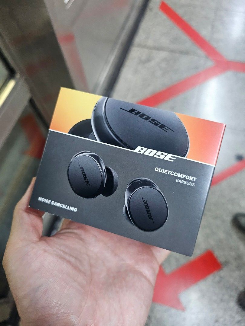 Bose QuietComfort Earbuds - Brand New