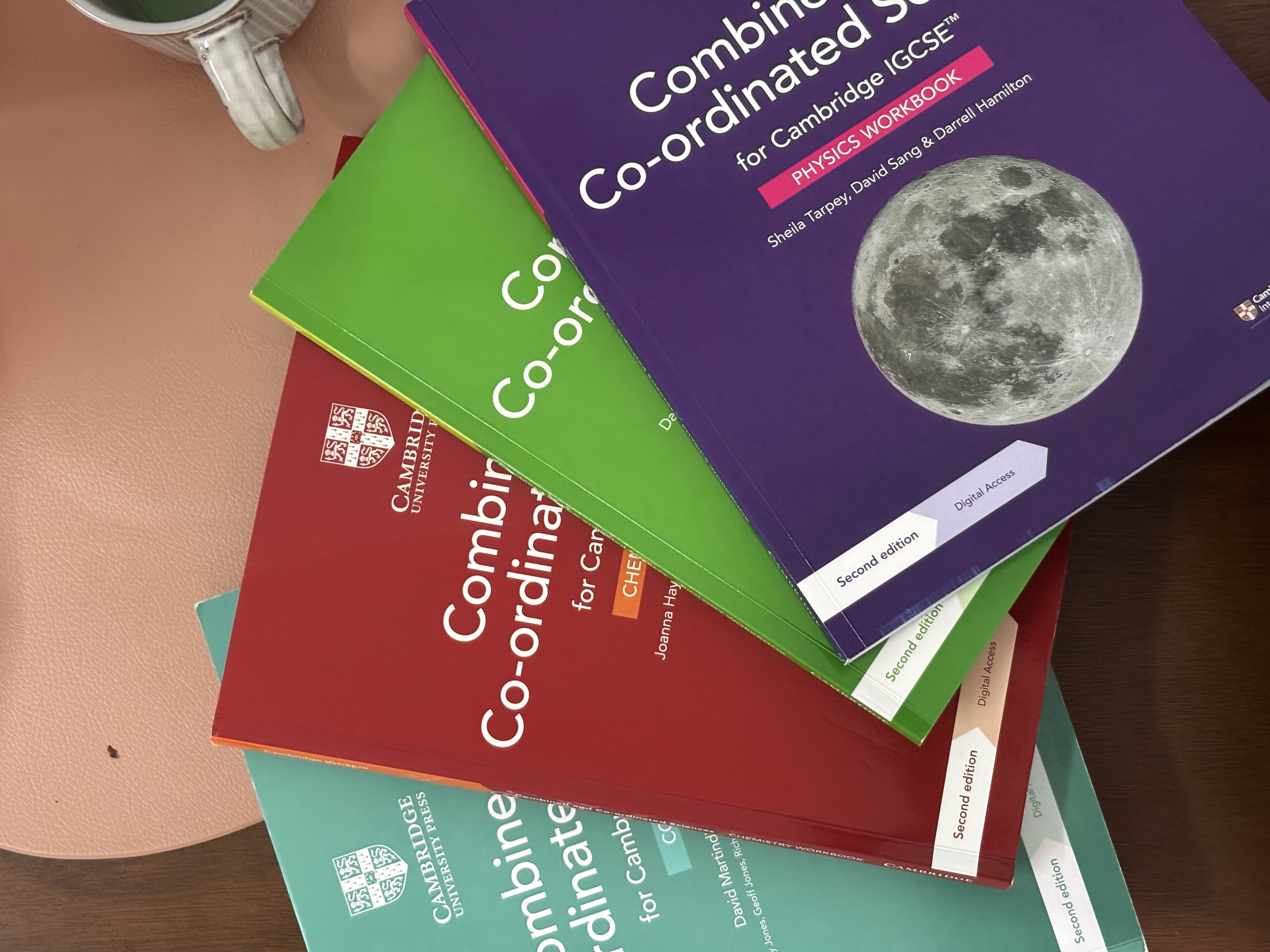 CAMBRIDGE IGCSE COMBINED AND CO-ORDINATED SCIENCES CB, Hobbies & Toys ...