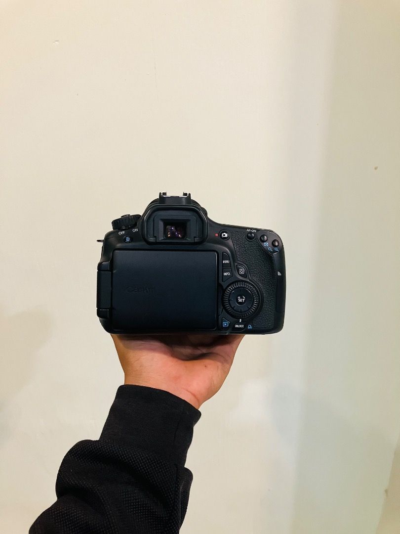 Canon 60d Camera (Category: Cameras) located in Caloocan City. Submitted by ashalegria66398 (Listing ID 1431525318, Image 3). Description: Read description first!! take it all!!! Selling my Canon 60d w/ kitlens Inclusions: Lens cap Strap Body cap Charger Two batteries > original and third party No box Issue: Defective IC (integrated circuit) Won’t open up even though battery is full charged Get it AS IS shipping shouldered by buyer. +639544232664