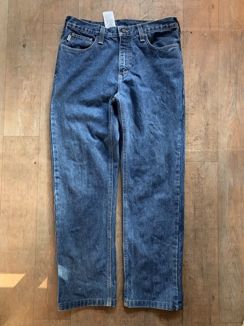 Carhartt FR Denim Pants (Category: Jeans) located in Leyte. Submitted by naaath (Listing ID 1431568914, Image 1). Description: Carhartt FR Denim Pants ( Hard Denim and Crispy ) Authentic 💯 Size: 34 inches waistline Length: 43 inches Leg Opening: 8.5 inches Condition: Excellent Condition Color rate: 9.5/10 No issue 950 + sf.