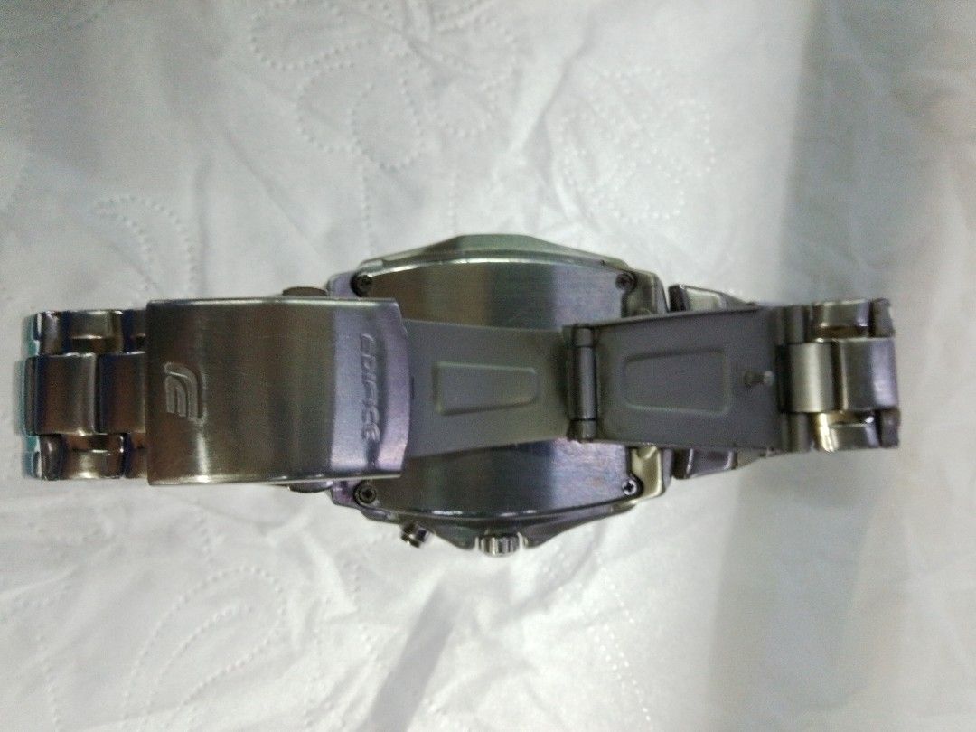 Casio Edifice Tank EF-329D-1AVEF (Category: Men's Watches) located in Quezon City. Submitted by horolodrip_manila_official_ph (Listing ID 1431559419, Image 2). Description: CASIO EDIFICE PHP 4.5K Issue:Minor Scratches Casio Model EF-329D-1AVEF Manufacturer Edifice Crystal Mineral Case Width 45.4mm Case Thickness 10.6mm Water Resistancy 100 metres Movement Quartz Case material Stainless steel Case shape Round Dial color Black Strap Material Stainl