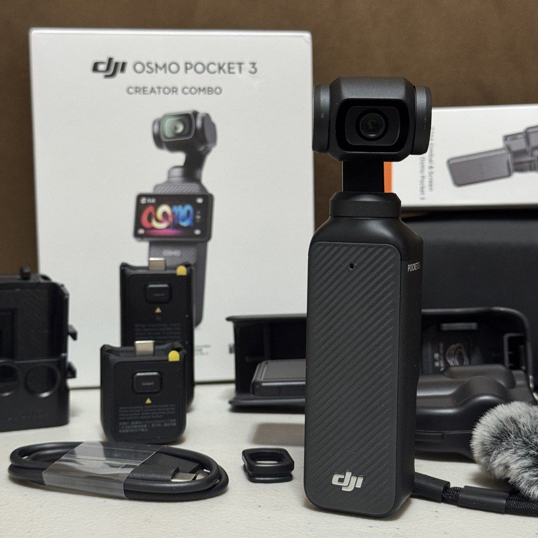 DJI Osmo Pocket 3 Creator Combo (Category: Cameras) located in Marikina City. Submitted by ShanDestashes (Listing ID 1431402370, Image 3). Description: Auto pass to lowballers • Haven’t used outside at all! Bought for the idea of vlogging but I’m still shy around to use it so I decided to just sell it again. • Warranty until November 17, 2026 • With add on ulanzi magnetic case, sunlife gimbal and screen case and screen protector, tempered glass, 