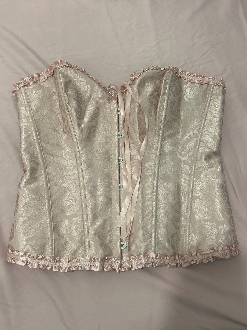 Dusty Pink Corset (Category: Others Tops) located in Manila. Submitted by wildwater_9db11d (Listing ID 1431511863, Image 3). Description: - Condition: Never been used - Occasion: Suitable for Masquerade or Halloween Party - Color: Dusty Pink - Reason for Selling: Bought the wrong size - Measurements: Bust: 89cm, Waist Size: 80cm, Length: 41cm Location: Sampaloc, Manila Payment Methods: GCash and GoTyme Bank Delivery/Meet-up Options: - Delivery: L
