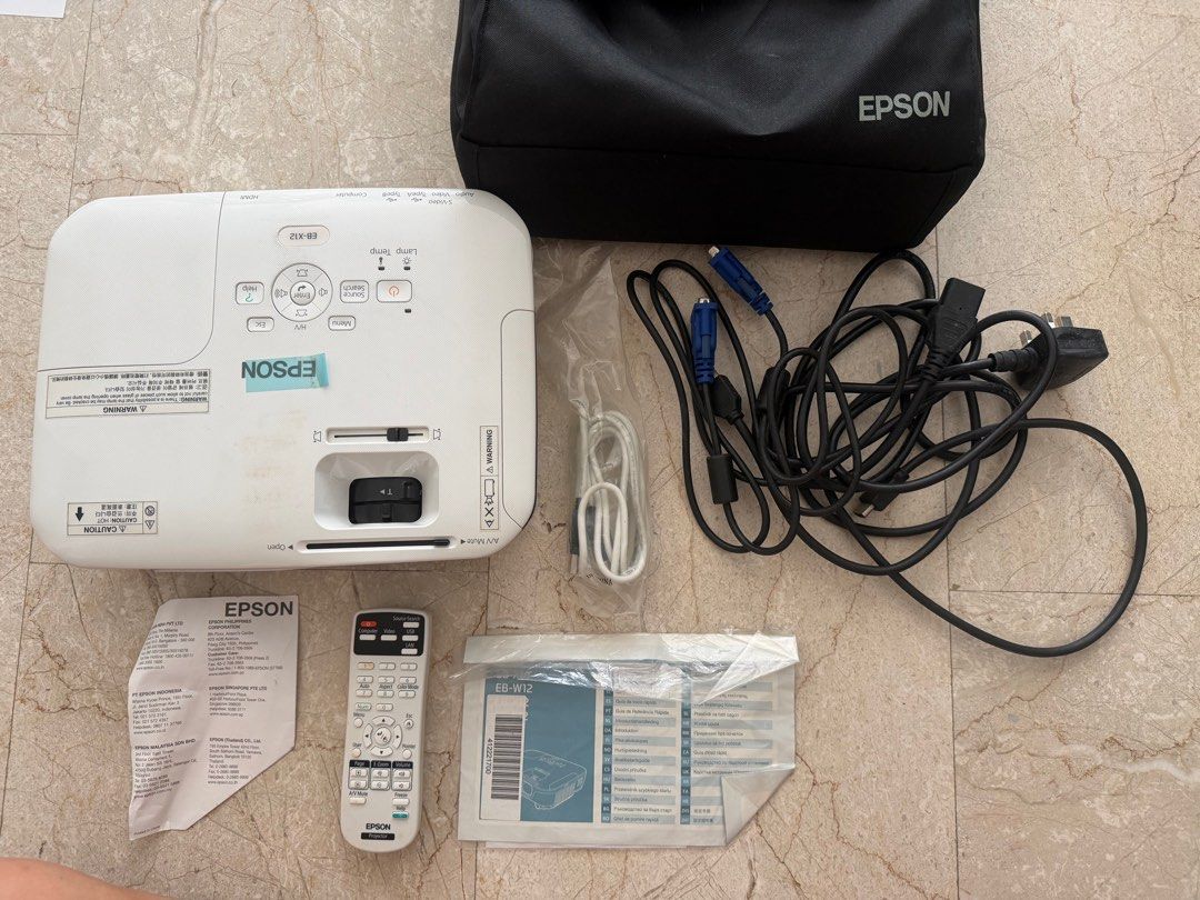 Epson Projector479376072686981120