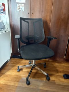 (Category: ) located in . Submitted by nessiek (Listing ID 1431382428, Image 1). Description: .