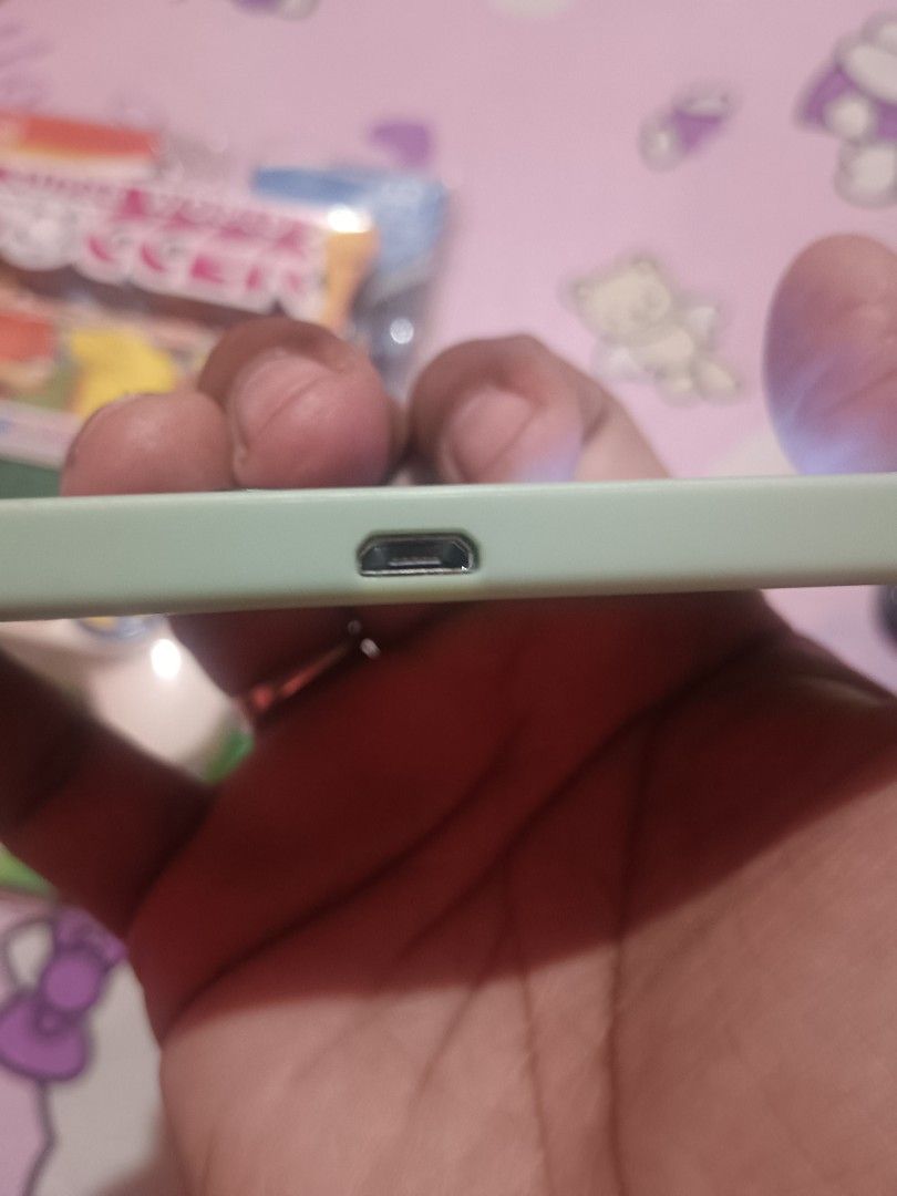 Game console set (Category: Nintendo) located in Pasig City. Submitted by rednaxela_rich (Listing ID 1431406787, Image 3). Description: 2pcs game console set -games power working -super world soccer electronic game handheld battery operated sealed..