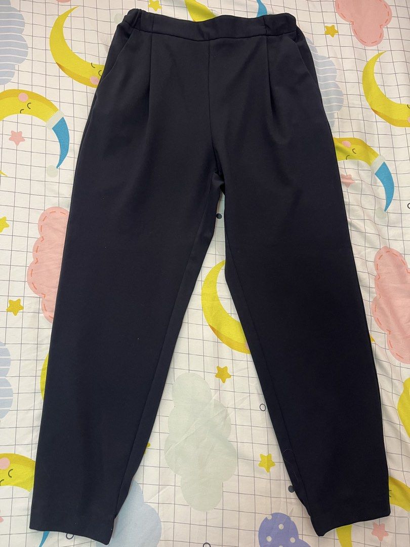 GU Ankle Pants (Navy blue) (Category: Other Bottoms) located in Manila. Submitted by chicosstudio (Listing ID 1431407414, Image 1). Description: Garterize back (including the bottom part) Waist: 26-30 Length: 35 Location: QC.