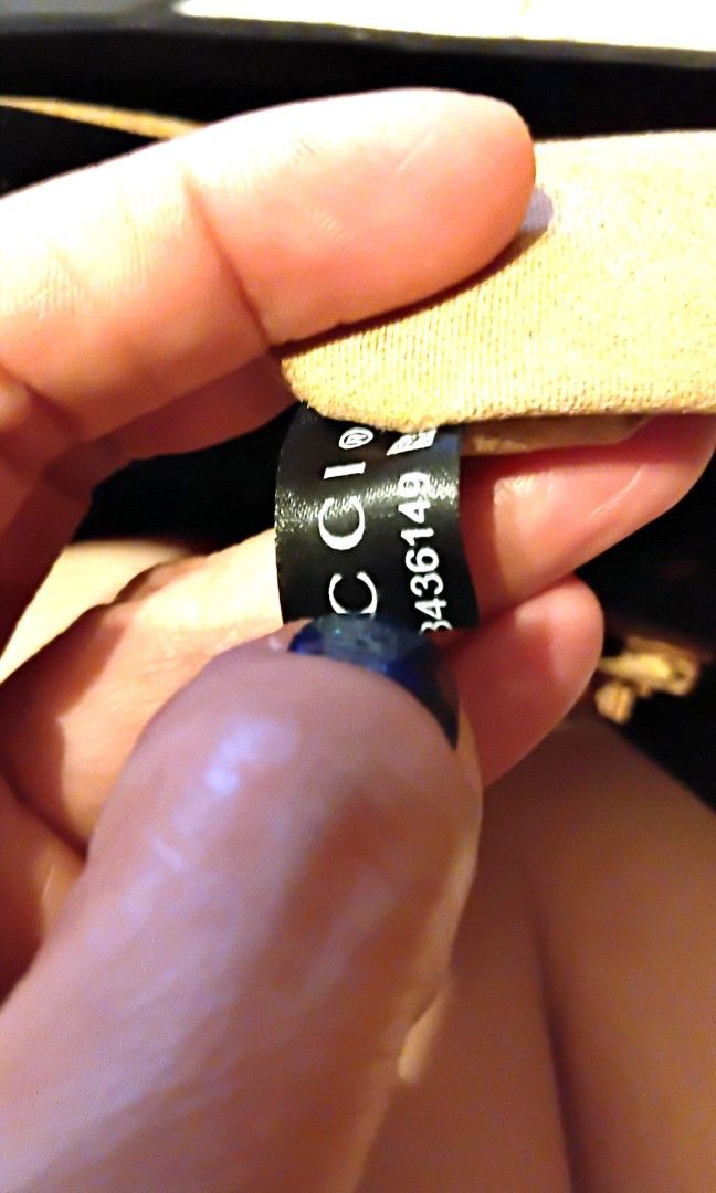 Gucci Supreme Monogram shoulder bag (Category: Luxury Bags & Wallets) located in San Juan City. Submitted by cheryl20624 (Listing ID 1431556390, Image 3). Description: Gucci Monogram Medium Padlock Shoulder Bag Black good as new fold over flap set of key sued lining,adjustable leather and chain link,logo engraved goldtone hardware,push lock pastening and comes with dustbag#fyp #likenew #gucci #shoulderbag.