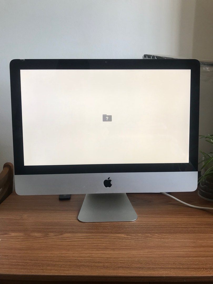 iMac 2011 21.5” Computer479352493064867841
