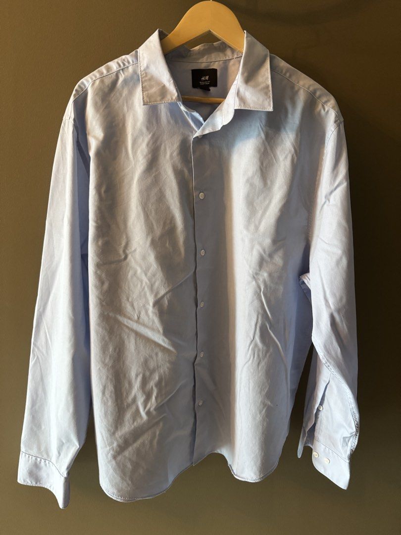 H&M Light Blue Long Sleeve Shirt (Category: Formal Shirts) located in Manila. Submitted by rdeclutter1 (Listing ID 1431526268, Image 1). Description: H&M Light Blue Long Sleeve Shirt Like new Size: XL 📏 Length: 32 in 📏 Width: 25.5 in Worn only once RFS: Decluttering 📍 Location: Shipping from BGC 🚚 Preferred: Lalamove / GrabExpress 💸 Shipping fee c/o buyer Check my page for more Uniqlo / H&M / Pull&Bear / Zara / GU finds.
