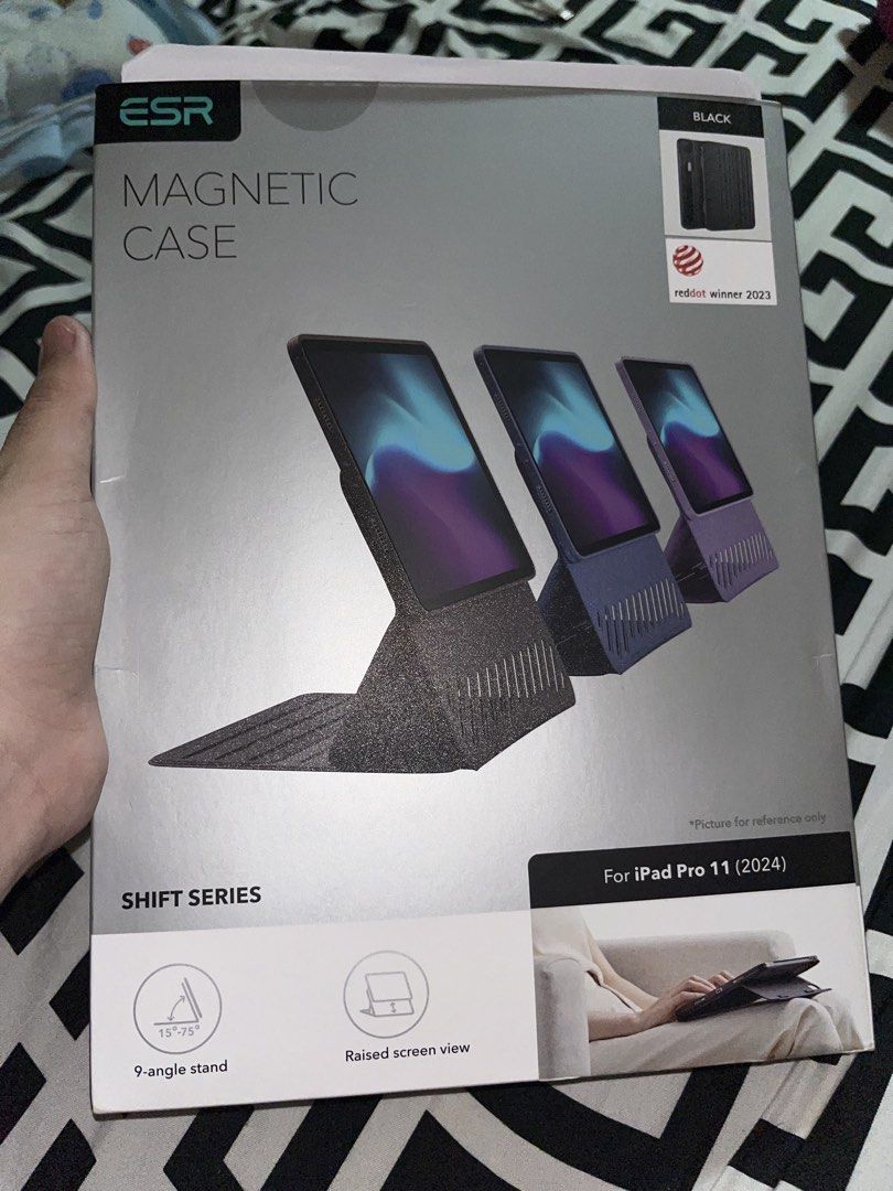 Ipad pro 11 Magnetic case (Category: Cases & Covers) located in Manila. Submitted by kaylafavell_ (Listing ID 1431561983, Image 1). Description: - [ESR [Magnetic case for ipad 11 pro] - [Black] available - Stylish design - Durable material.