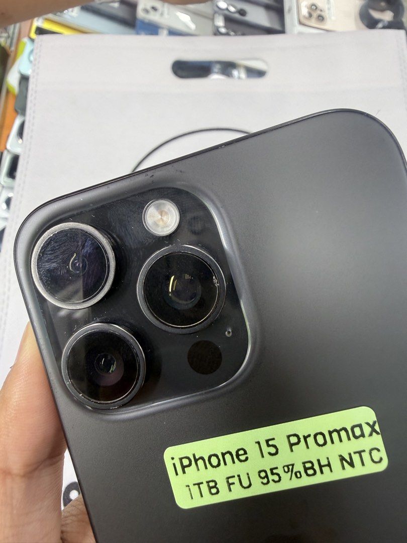 iPhone 15 Pro Max 1TB 95% batt openline may kunting dent lang sa camera ( see pics for reference) (Category: iPhone 15 Series) located in Manila. Submitted by carimgadgets (Listing ID 1431526355, Image 2). Description: .