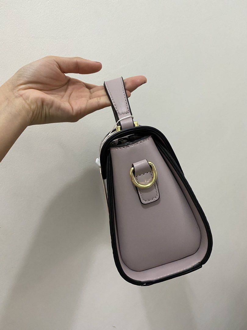 Jovanni Handbag - Lilac (Category: Luxury Bags & Wallets) located in Manila. Submitted by dumpbythebtch (Listing ID 1431463599, Image 3). Description: 800 only havent used it bought it 1,200.