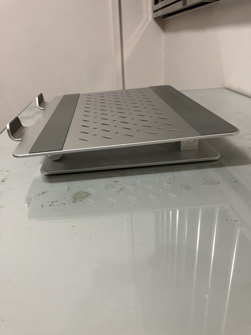 laptop stand506462883954698242