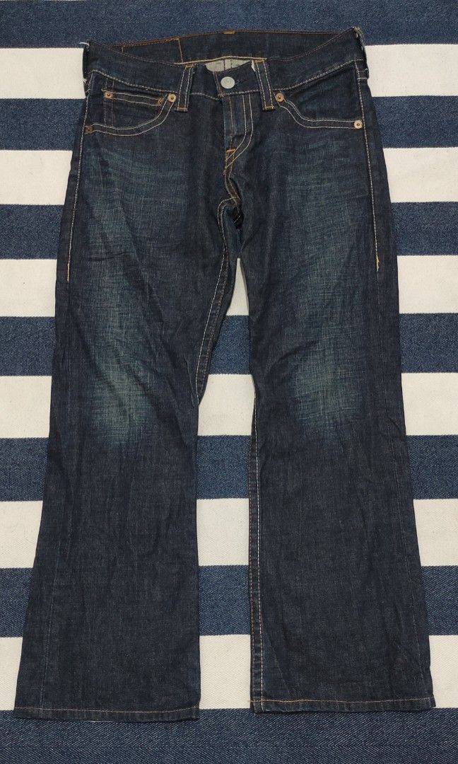 LEVI'S 507 (Category: Jeans) located in General Santos City (Dadiangas). Submitted by k.vin__stuff (Listing ID 1431549877, Image 2). Description: LEVI'S 507 🔖size: 30 🔖length: 36.5" 🔖leg opening: 8.75"| knee opening: 8" 🔖excellent condition 🔖no issue 💵: 2k onli / OBO 🌍location: Gensan City PM/DM📥📥.
