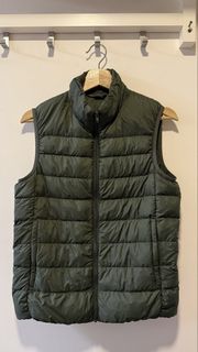 （分類：）位於 。 由 aksmile95 提交（商品編號 1431502946，圖片 1）。簡介： 。