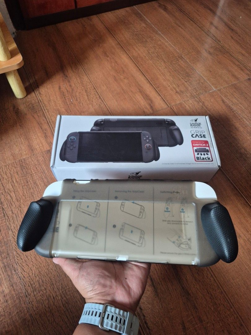 Nintendo Switch 2 Neo Grip Case Savage Raven (Category: Cases & Covers) located in Marikina City. Submitted by genmgameconsoles (Listing ID 1431383772, Image 2). Description: Complete Accessories Hindi nagamit since mali yung nabili Last Price Posted Marikina Area.