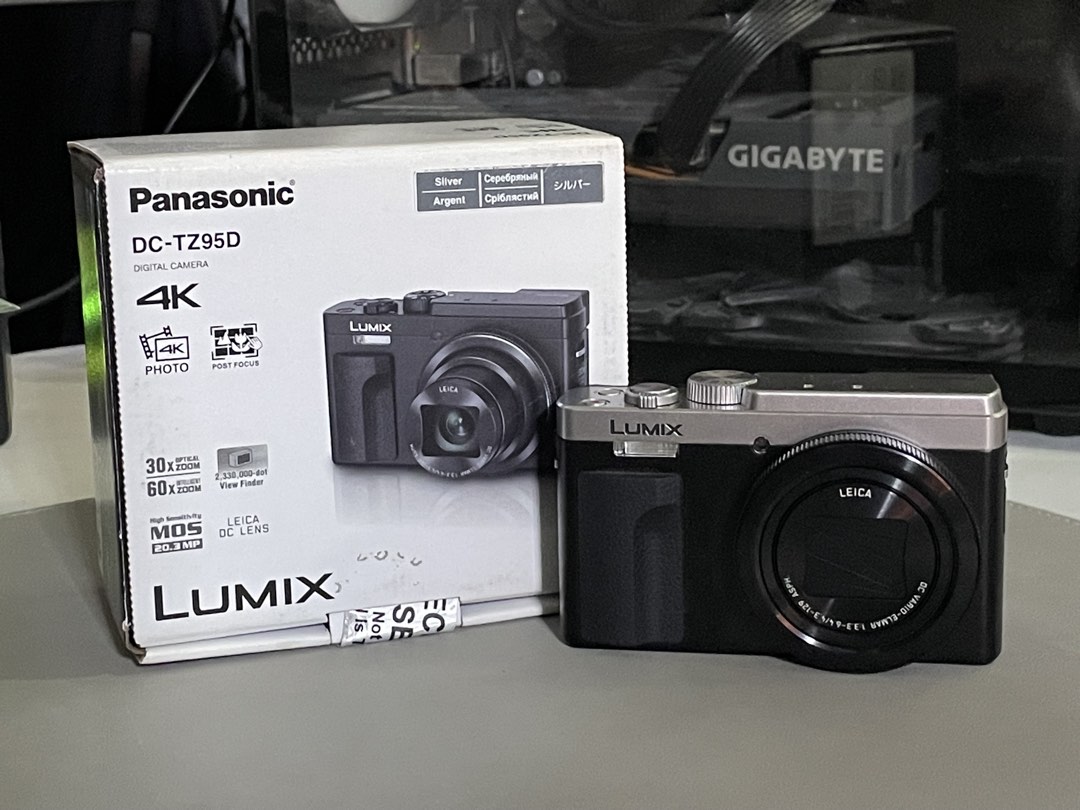 Panasonic LUMIX DC-G9M2E Micro Four Thirds Spiegelloze Camera, 25,2 MP, 4K 120p/100p en 5,7K 30p/25p, Fase Hybride AF, 5-Axis BIS, OLED LVF, Wifi, Bluetooth, HDMI, Zonder Lens, Zwart