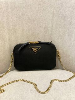 (Category: ) located in . Submitted by luxshare_preloved_ (Listing ID 1431421223, Image 1). Description: .