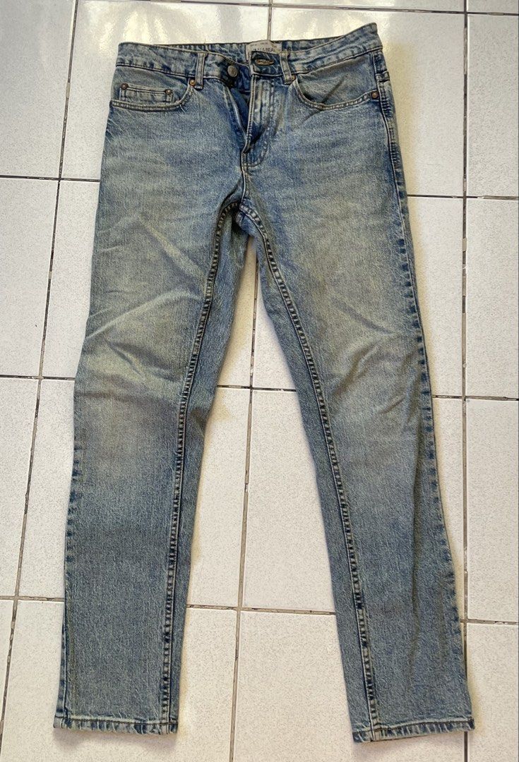 Pull and bear slim dark washed (Category: Jeans) located in Cebu City. Submitted by mrbrytsyd (Listing ID 1431510811, Image 1). Description: .