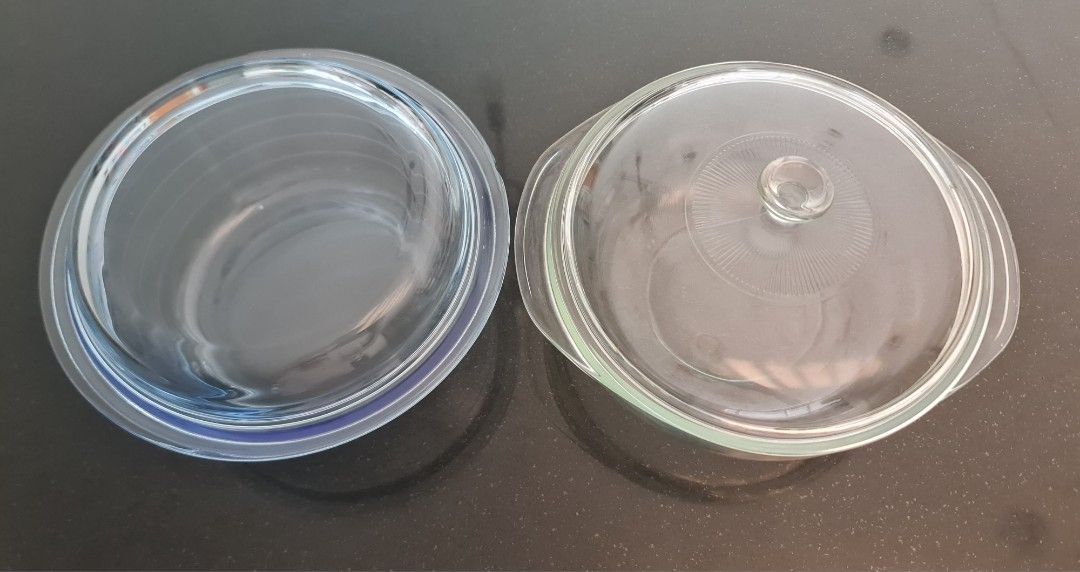 Pyrex glass dish casserole with lid (preloved) (Category: Other Kitchenware & Tableware) located in Quezon City. Submitted by jt.pangan (Listing ID 1431455663, Image 2). Description: fs: PYREX GLASS DISH CASSEROLE w/ LID Preloved / Decluttering what you see is what you get nasa cabinet lang sayang nmn hindi nagagamit loc: bagong pag-asa QC.