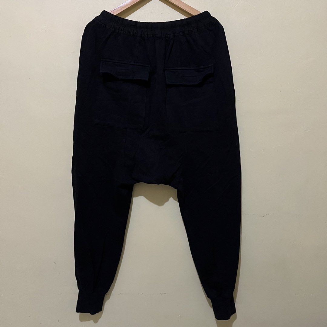 RICK OWENS DRKSHDW - SS16 DROP CROTCH JOGGER (Category: Joggers) located in Lucena. Submitted by southsidekartell (Listing ID 1431480686, Image 2). Description: XL IN VERY GOOD CONDITION NO MAJOR ISSUES NEED WASH ONLY .