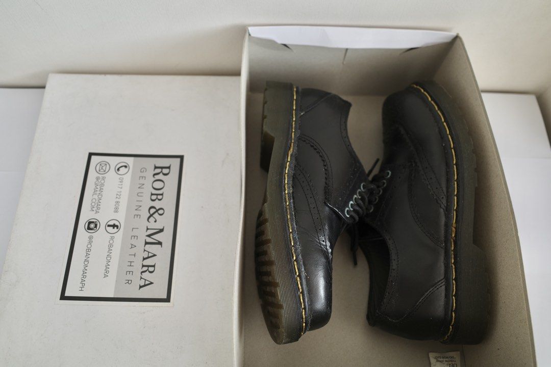 Rob & Mara Genuine Leather Brogue Shoes (Category: Loafers) located in San Juan City. Submitted by mindy_derek (Listing ID 1431449302, Image 3). Description: Rob & Mara Peyton in Black (unisex brogue shoes) • Size 6 US, 23cm • 100% genuine leather • R&M leather shoes are the best in the local market! My other boots lasted for 8 years. • Used once for my Japan trip. • So stylish! Perfect for casual wear. • Best to use during autumn and winter trip