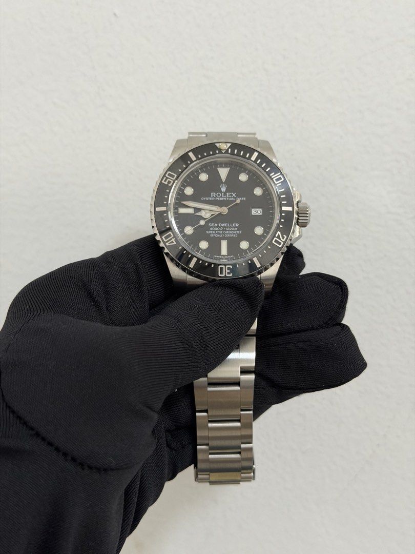 Rolex Sea-Dweller SD4000 40mm (Category: Luxury Watches) located in San Juan City. Submitted by rhyswatchph (Listing ID 1431473099, Image 2). Description: Rolex Sea Dweller SD4000 40mm 40mm SD4K 116600 Year 2014 Full Set Condition 9.8/10 San Juan City/New Manila QC On hand Other watches available Slightly negotiable 735,000.