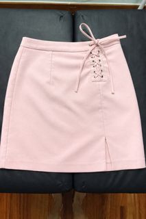 (Category: ) located in . Submitted by toclearmywardrobe (Listing ID 1431503541, Image 1). Description: .