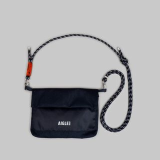（分類：）位於 。 由 you_are_not_alone 提交（商品編號 1431394031，圖片 1）。簡介： 。